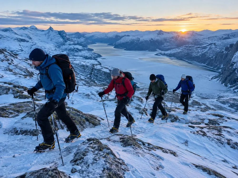 Lysefjorden Cruise & Preikestolen Guided Hike &mdash; Winter